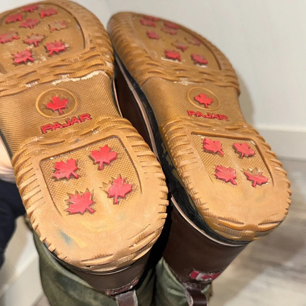 Pajar Canada Women's Snow Boots WATER PROOF Sherpa Lined Lace Up Toggle 6-6.5 US